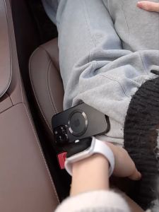 ฟิลเลอร์ช่องว่างเบาะนั่งรถยนต์กล่องช่องว่างหนัง PU พร้อมที่วางถ้วยตัวจัดระเบียบช่องว่างที่นั่งสากลสำหรับรถบรรทุก SUV รถยนต์กระเป๋าเก็บเบาะรถยนต์ที่ปรับได้สำหรับบัตรโทรศัพท์แว่นตาโทรศัพท์