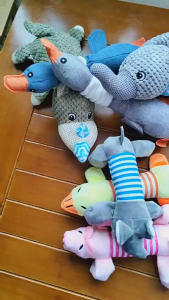 Popular Pet Dog Cat Plush Dog Toys Chew Toy Durable Squeaky for Puppy Pet Teeth Chew Toy Pet Supplies