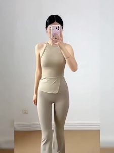 Breathable Sleeveless Yoga Tank Top