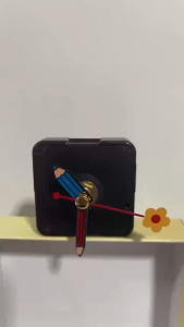 นาฬิกาติดผนัง คุณภาพดี! นาฬิกาควอทซ์ เสียงเงียบ นาฬิกาติดผนัง เดินเรียบ เข็มนาฬิกามาตรฐานโมเดิร์น（5168S/12）