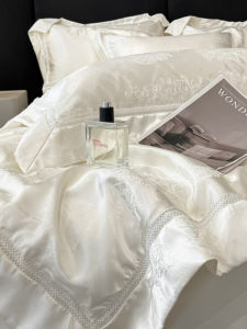 High Precision Embroidery Summer Comforter and Bedding Set 2m Bed Size
