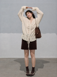 JULULOOK | Bộ Áo Len & Chân Váy Knit Phong Cách Trà Earl Grey Rang Sâu Dành Cho Phụ Nữ Có Vóc Dậy Nhẹ Nhàng