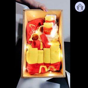 Baby Fashion Gift Box for Newborn and Baby 0 - 12 months Romper Short Socks Sunglasses Hat Baby Shower full month 100 days birthday gift set