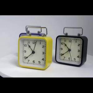 1PC metal square small alarm clock Desktop silent clock Student bed sleep luminous quartz table clock.