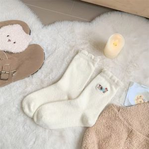 Dreamlikelin1 Pair/4Pairs New Autumn Winter Thick Cute Socks White Womens Warm socks Cartoon Plush Middle Tube Socks