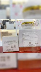 Sữa rửa mặt tạo bọt tuyết mới (Size Lớn )