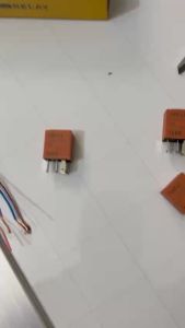 Rơ le 4 chân 5 chân SIHAI 30A. Điện 12v và 24v