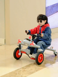 Kids Aircraft Drift Ride On Car 4 Wheel Anti-Rollover Pedal Toy Adjustable Front-Back Seat LED Light Music Rotatable Propeller Silent Flash PU Rear Wheels Rubber Wear-Resistant Tire For Toddlers 2.5+ Years Old Max Load 25KG