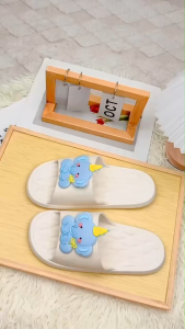 รองเท้าแตะน่ารักๆ รองเท้าแตะใส่ง่าย สามารถใส่กลางแจ้งได้ ลายน้องการ์ตูนช้างน้อยน่ารักๆ