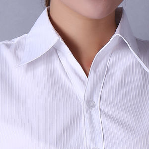 เสื้อเชิ้ตแขนยาวสีขาวคอวีสำหรับผู้หญิงในฤดูใบไม้ร่วง ชุดทำงานสำหรับผู้หญิง สายรัดเอว สำหรับทำงานในออฟฟิศและธนาคาร