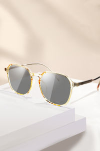 Đa tiêu điểm tiến triển siêu nhẹ Kính đọc sách phụ nữ bền Đèn xanh dương ngăn chặn chống mỏi mắt/UV multifocal độc giả