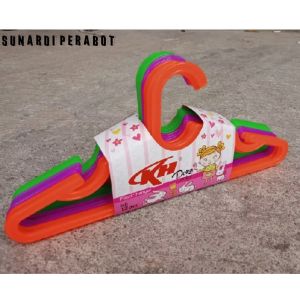 1 Lusin 12 Pcs Hanger Dora Gantungan Baju Bayi Baju Anak Bahan Kastok Plastik Murah Cucian Pakaian Serbaguna Pralatan Laundry