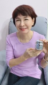 Barcony ครีมโบท็อกซ์ หน้าตึงกระชับ ลดเลือนริ้วรอย  ขาวใส  เกาหลี  1 กระปุก แถม  1 ซอง  ขนาดพกพา