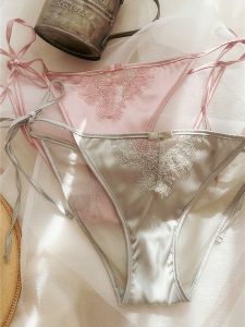 กางเกงในผ้าตาข่ายลูกไม้เซ็กซี่สำหรับสาวๆ กางเกงขาสั้นทรงสามเหลี่ยมเอวต่ำซี ผูกเชือกสีพื้นฉลูลาย ไซส์ใหญ่ ผู้ป่วยกับช่วงเวลา 26-32 ซม