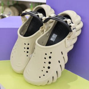 Crocs | Dép Xỏ Ngón Dành Cho Nam Và Nữ Thân Nước Dùng Ngoài Trời
