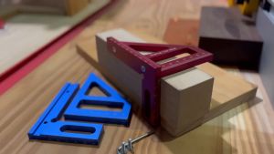 Penggaris Kayu Sudut Siku 45 90 Derajat Multifungsi Skala Metrik Pertukangan Aluminium Multi Angle