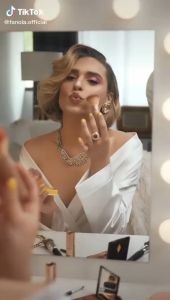 Kem ủ dưỡng bổ sung hạt màu cho tóc Fanola Color Mask 200ml ( New 2022 )