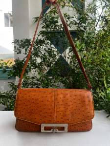 Túi đeo vai da thật dập vân điểu của Nhật -T804