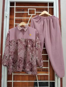 BAJU SETELAN WANITA MOTIF BUNGA BAHAN CRINKLE/one set jumbo XL XXL/setelan wanita terbaru/setelan crinkle air flow
