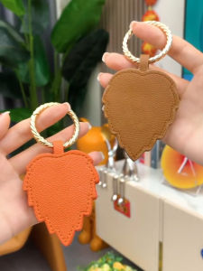 Hat Clip Magnetic Portable Clip Hat Handy Gadget Travel Storage Hat Anti-Lost Clip Sun Hat Backpack Hook Purse Hook