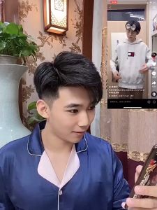 Men Facial Cleanser 150g deep cleansing removes mites removes acne fine pores refreshes and controls oil