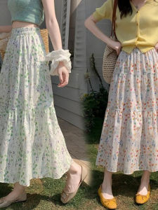 กระโปรงทรงเอเอวสูงทรงเอลายดอกไม้ กระโปรงยาวคลุมเข่าสำหรับผู้หญิงในฤดูร้อนปี 2025 กระโปรงทรงเอสไตล์นางฟ้าที่สวมใส่สบาย