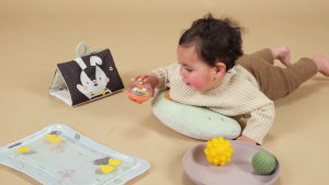 TAF TOYS ชุดของเล่นเสริมพัฒนาการ สำหรับการนอนคว่ำ Tummy-time Essentials Kit