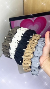 [B017] Bờm tóc/Băng Đô Nhún Chấm Bi Ngọc Trai – “Pearl Dots” Sang Trọng & Nữ Tính