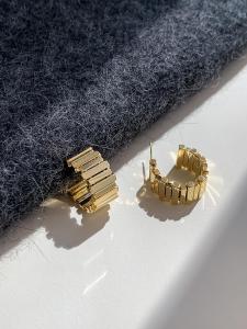 Trendy Womens S925 Silver Needle Metal Step Stripe Earrings Fashionable Hoop Ear Jewelry Geometric Pattern Alloy Ear Cuffs