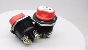 Saklar Switch Isolator Saklar Pemutus Baterai Aki Mobil 12v-32v 50A/100A Kendaraan ATV Kapal RV Mobil