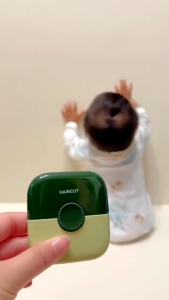 Alat Potong Rambut Portable Hair Trimmer Comb 2 in 1 Hair Bangs Clipper Cutter Hairstyling Tools 修发器