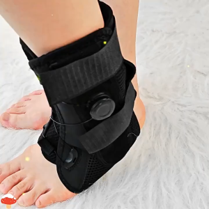 CCW ที่รัดข้อเท้าสายรัดศีรษะป้องกันปรับให้รองรับกับข้อเท้าได้สำหรับเล่นกีฬาข้อเท้าแตกป้องกันเอ็นแพลง1ชิ้น