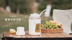 ✨SG【STOCK】New Portable Juicer 600ml Mini Wireless Smoothie USB Charging Noise-Free Juicer Electric Blender