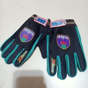 SARUNG TANGAN BOLA KIPER ANAK PERSIBAYA / PERSIB /CHELSY MU JUVENTUS TERBARU
