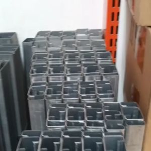 C CHANEL รางตัวซี รางใส่แคล้มประกับ รางซี ตื้น 25x40x1200 ลึก 40x40x1200 รางจับท่อEMT IMC ยาว1.2เมตร