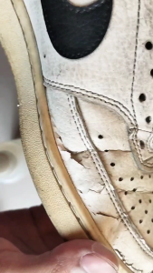 Cat Tas Sepatu Kulit & Acrylic Premium Paint Untuk Kulit Karet