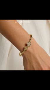 CC Wardrobe Clover Luxury Crystal Shine 18K Diamond Bracelet Premium Women Accessories