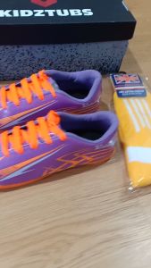 KIDZTUBS Sepatu Futsal Anak Paket Komplit Sepatu Futsal Tas Skin Deker Kaos Kaki Usia 6-10 Tahun Size 28 29 30 31 32 33 34 35 36 37 KDZ1647011525