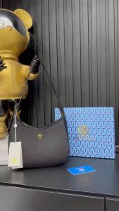 Túi T0ry Đeo Vai Màu Đen Fulltag Mac Thẻ [Fullbox]  Size 22cm (Auth Tuồn)