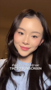 JUDYDOLL SUN DEFENSE TINTED MOISTURIZER