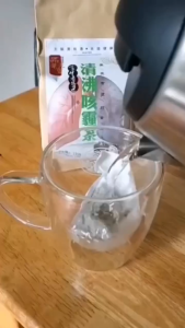 🔥1แถม1🔥 ของแท้ส่งเร็ว ชาสมุนไพรจีน บำรุงปอด (ชาปอด LUNG TEA) สมุนไพรจีน 11 ชนิด ดื่มง่าย ชุ่มคอ ไม่มีคาเฟอีน ไม่มีน้ำตาล 1 ห่อ 30 ซอง