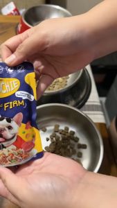 All Stages 85g Adult Puppy Moochie Wet Dog Food Pouch Casserole with Unique Benefits