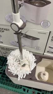 Bộ Lau Nhà Xoay Tay LocknLock Dual Bucket Spin Mop ETM478 ( 2 Bông Lau) - Hàng Chính Hãng