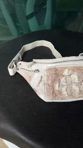 กระเป๋าคาดอด คาดเอว หนังจระเข้แท้ ใบใหญ่ กระเป๋าสะพาย กระเป๋าหนัง สวยงาม ทนทาน พร้อมส่ง กระเป๋าหนังแท้ ผู้หญิง กระเป๋าหนังแท้ผู้หญิง - Lazada