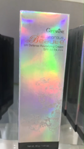 ครีมกันแดด กิฟฟารีน เนื้อบางเบา สบายผิว ไร้คราบขาวและความเหนอะหนะ มีUVA Filter และ UVB Filter FPF50 PA+++