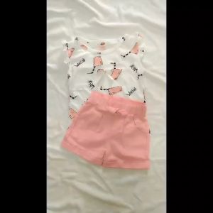 💖Ready stock💖 Kids Girls Flying Sleeves Clothing set (N07) 女童飞袖套装
