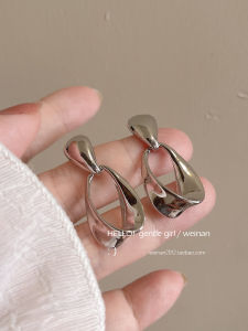 Fashionable round Circle Autumn Winter Retro Hong Kong Style Waterdrop Earring Clip High-End Sensation Small Audience Jewelry