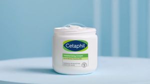 Cetaphil Cleanser Gentle Cleanser 500ml/Sensitive Dry Skin Moisturizer 550g/250G/Sunblock UVA UVB Defence SPF50 + PA ++++50ml