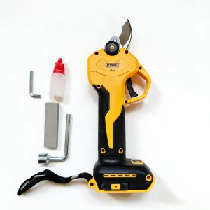 DeWalt | DEWALT 20V Brushless Cordless Pruning Shears SK5 Steel Blade 2.5cm Cutting for Garden Landscaping & Tree Branch Trimming