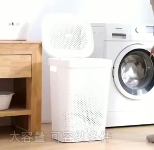 60L Laundry Basket Japanese Style Covered Plastic Laundry Basket Dirty Clothes Storage Basket